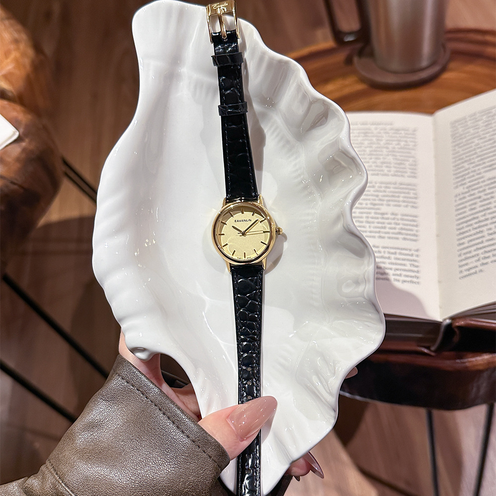 New Luxury Vintage Black And G - огляд і ціна Luxury Watch Gold And Black