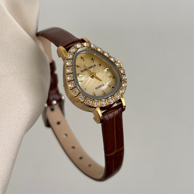 Luxury Women's Quartz Watch Go - огляд і ціна Luxury Watch Gold And Black