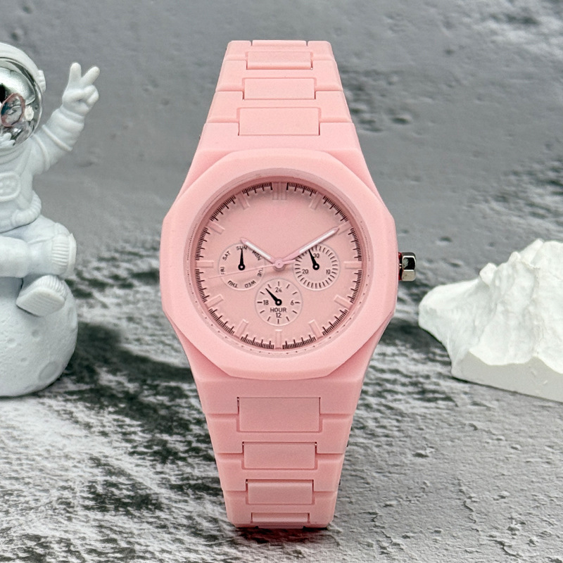 Famous Brand Fake Three-Eyed D - огляд і ціна Luxury Watch Uk