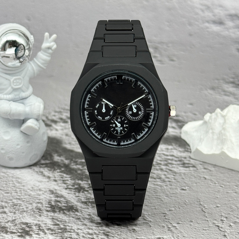 Famous Brand Fake Three-Eyed D - огляд і ціна Luxury Watch Uk